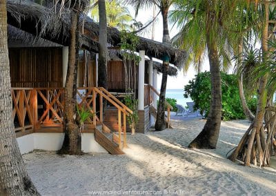 Angaga Beach Bungalow