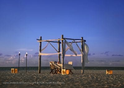Park Hyatt Maldives Hadahaa Privat Beach Dinner
